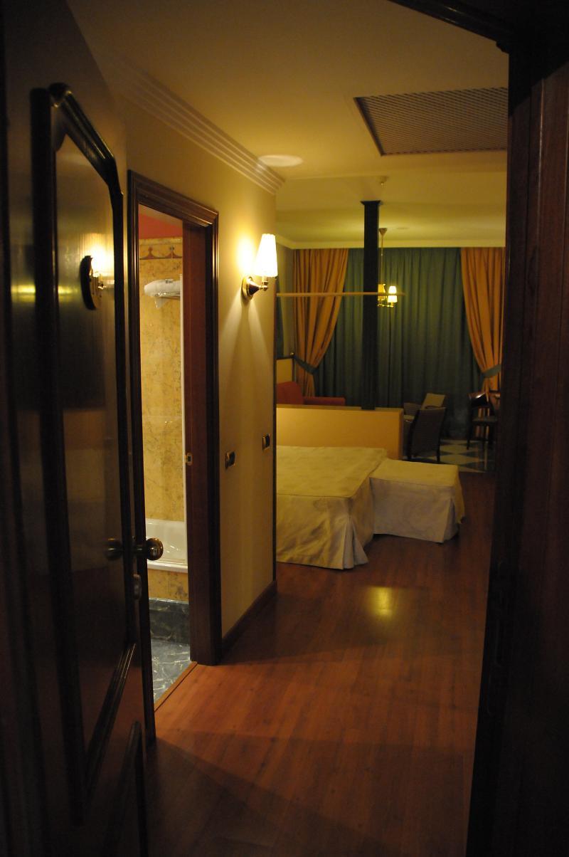 Puerto De Nieves Hotel 4*