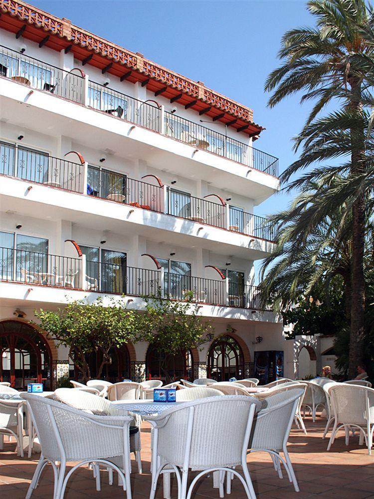 Hotel Comarruga Platja 3*