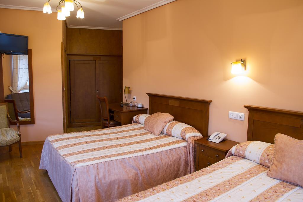 14 Hotel Pravia