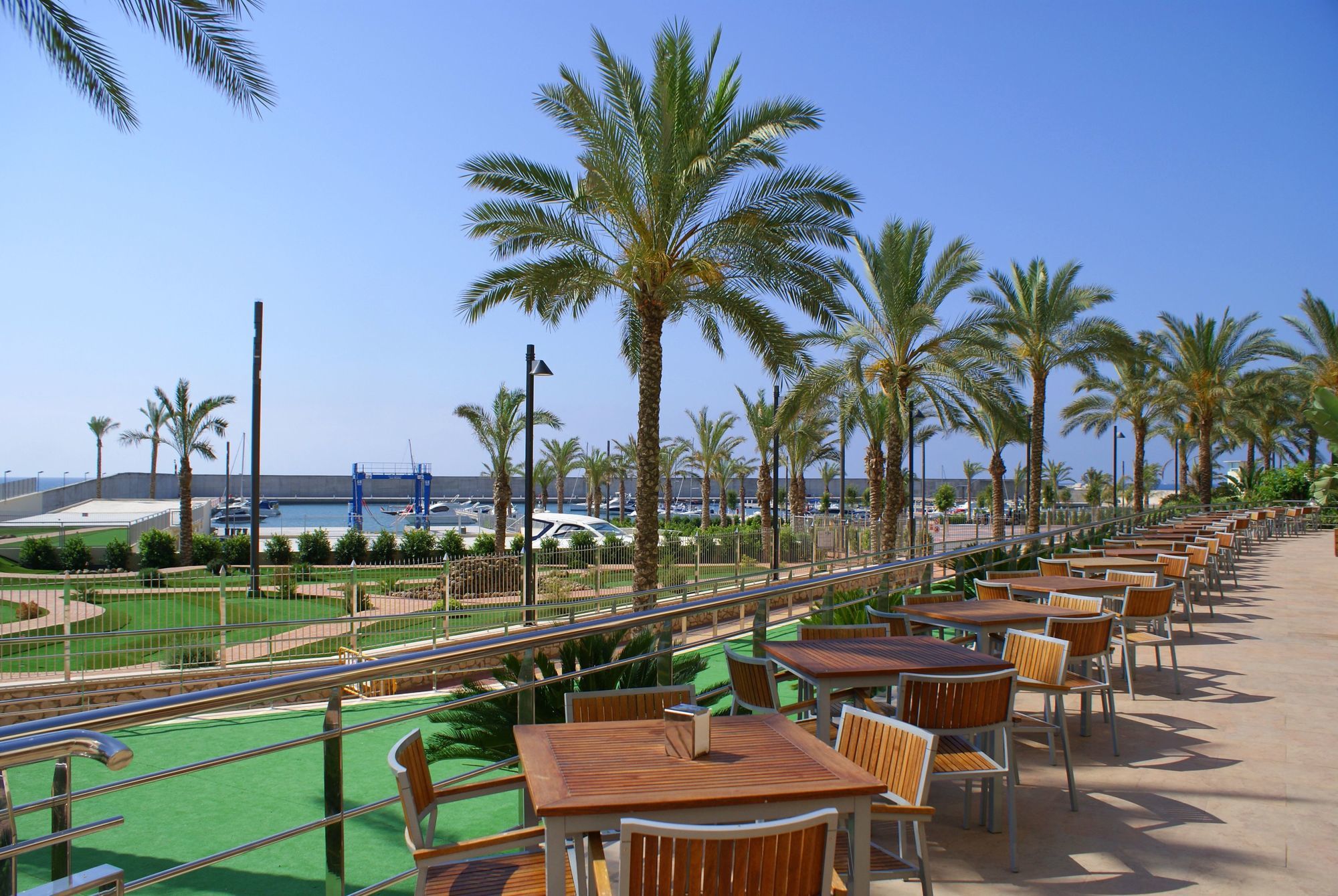 Senator 4* Aguilas
