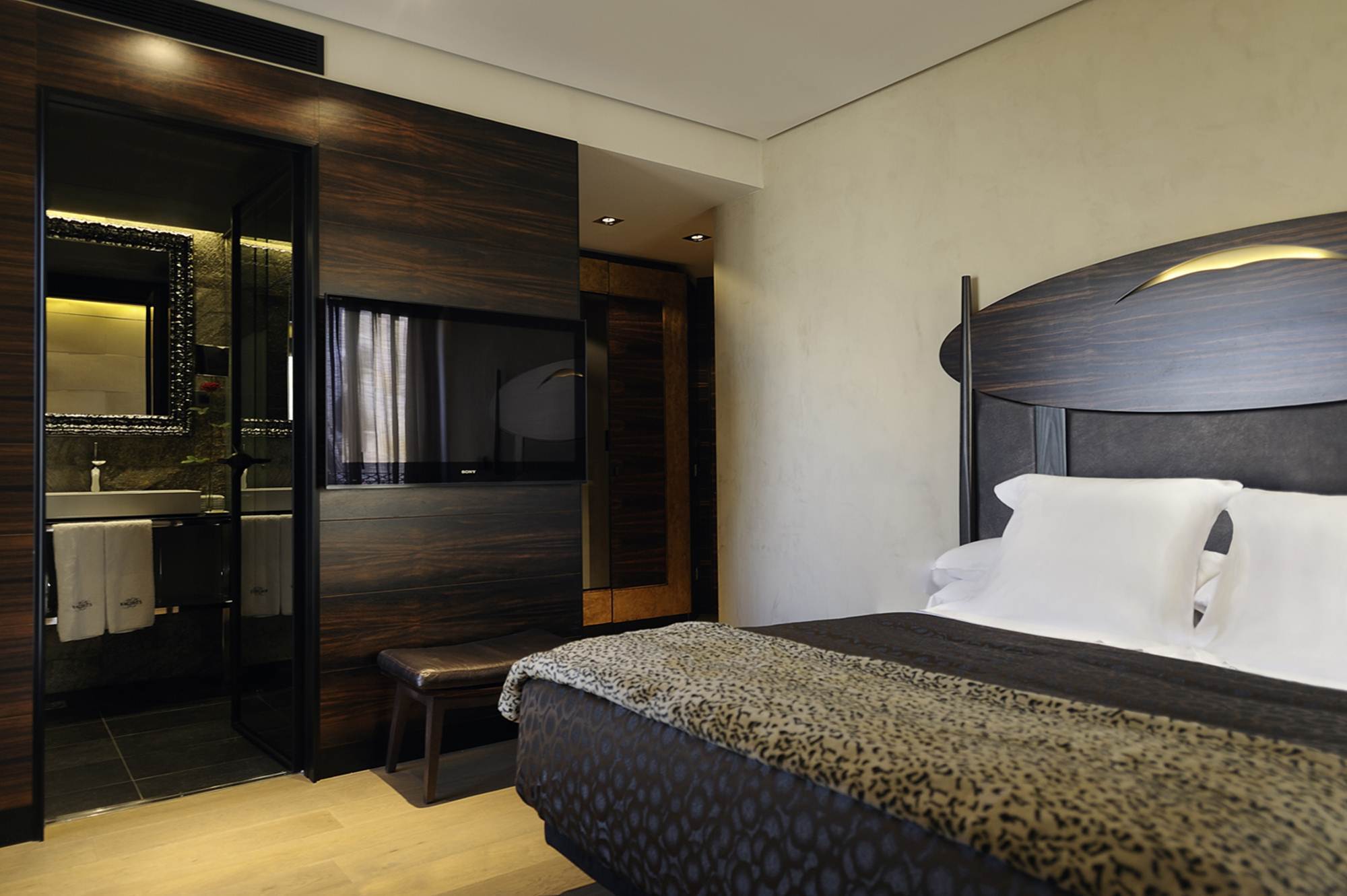 Bagues, A Small Luxury Of The World Barcelona