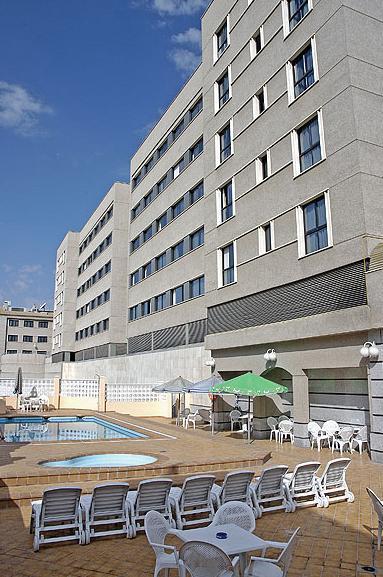 Luna Arabial Hotel