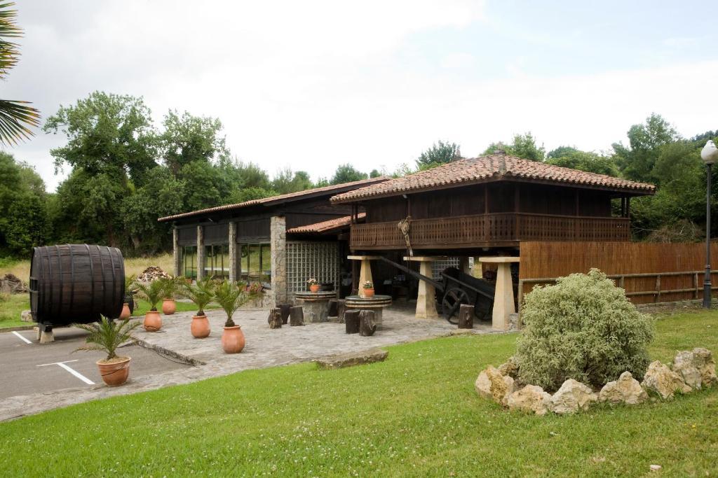 El Foyu Hotel