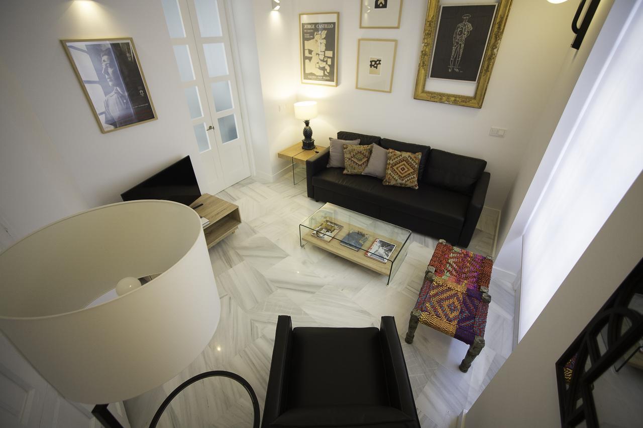 Elegant Cadiz