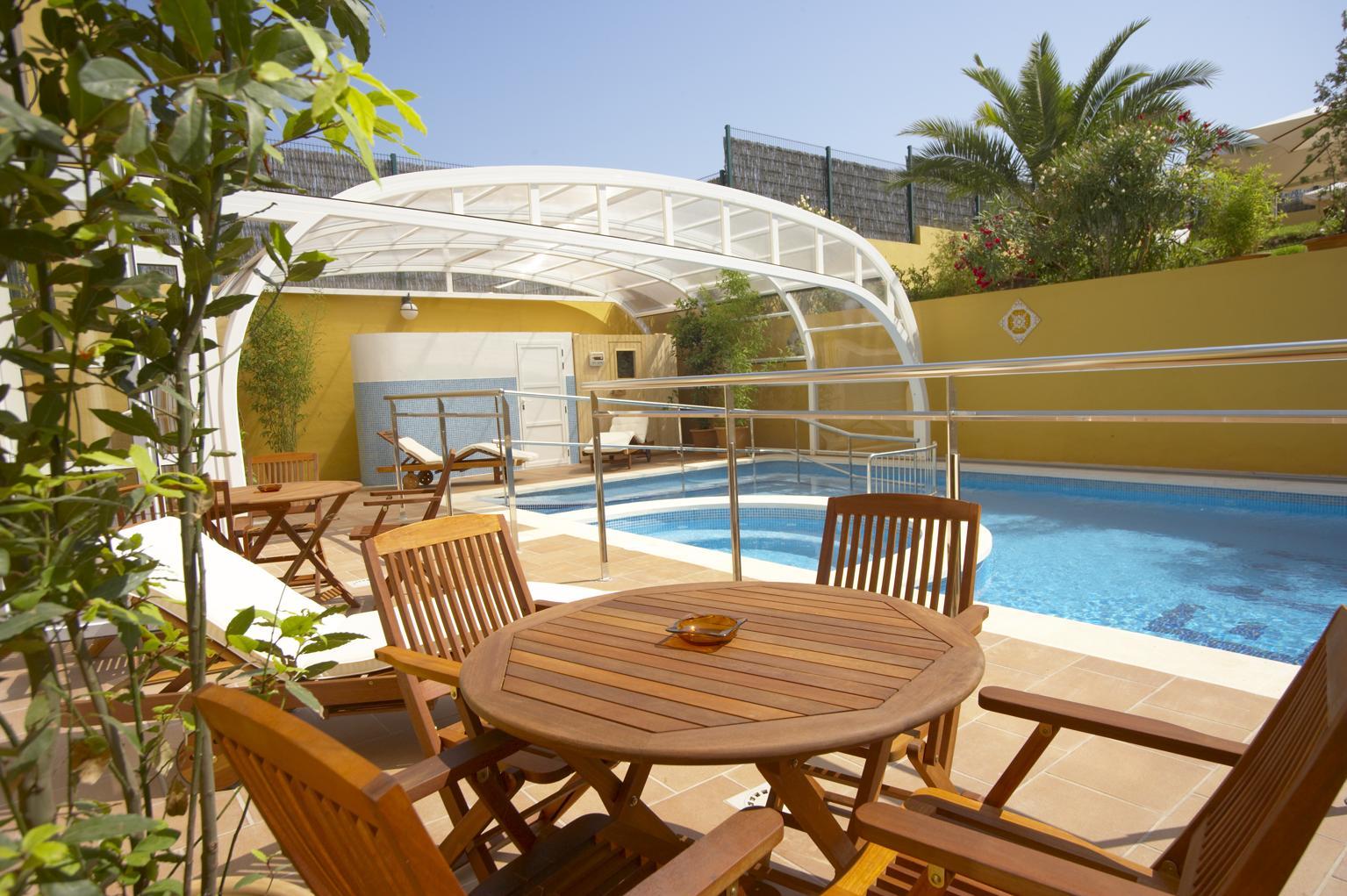 Hotel Jeni & Restaurant 3*