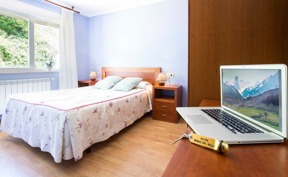 Hotel Brisas Del Sella 2*
