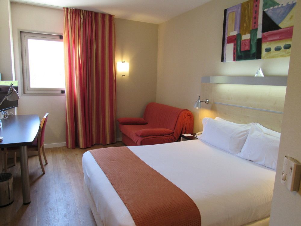Express Valencia Bonaire By Ihg 3*