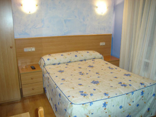 Dona Maria 2* Gijon
