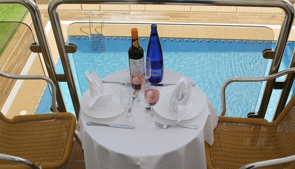 Loto Conil Aparthotel