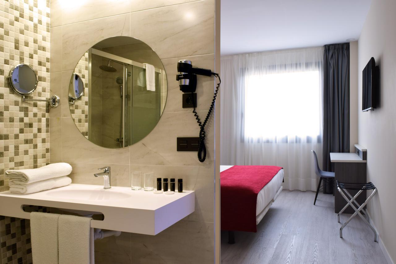New Bilbao Airport Hotel 3*