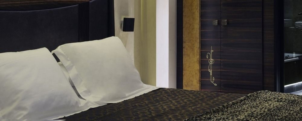 Hotel Bagues, A Small Luxury Of The World 5*