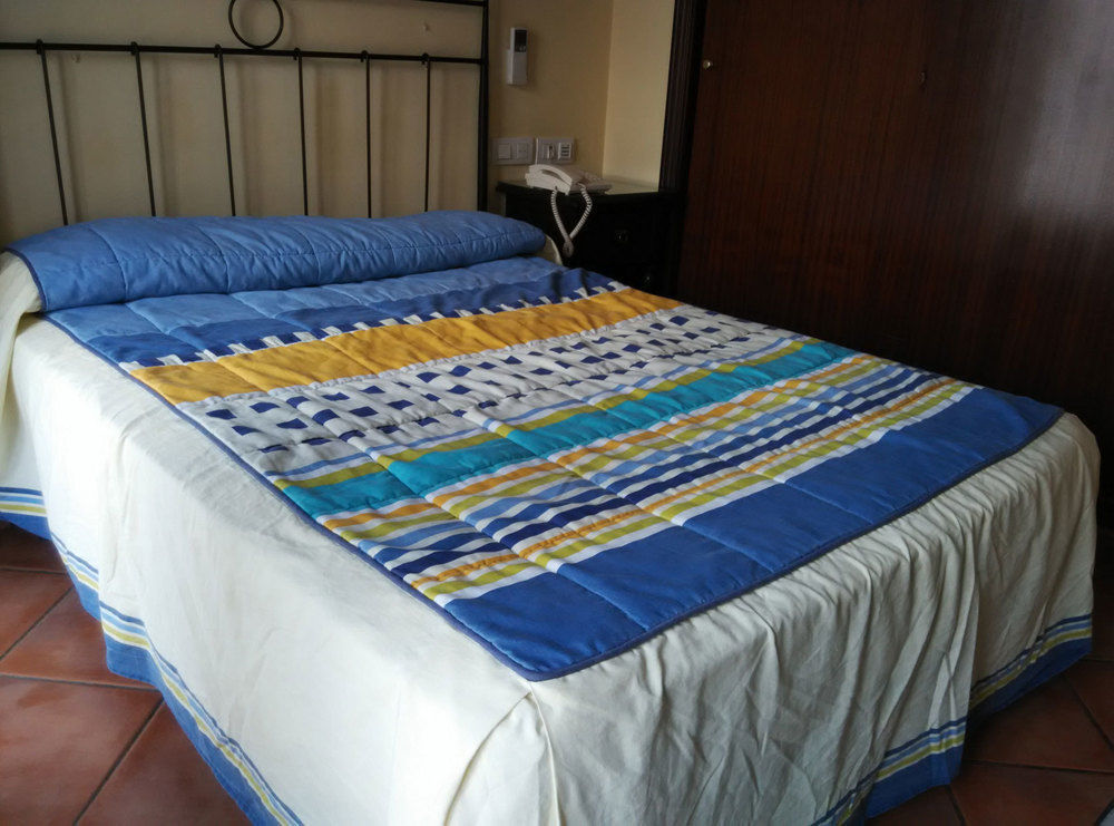 Hotel Calderon