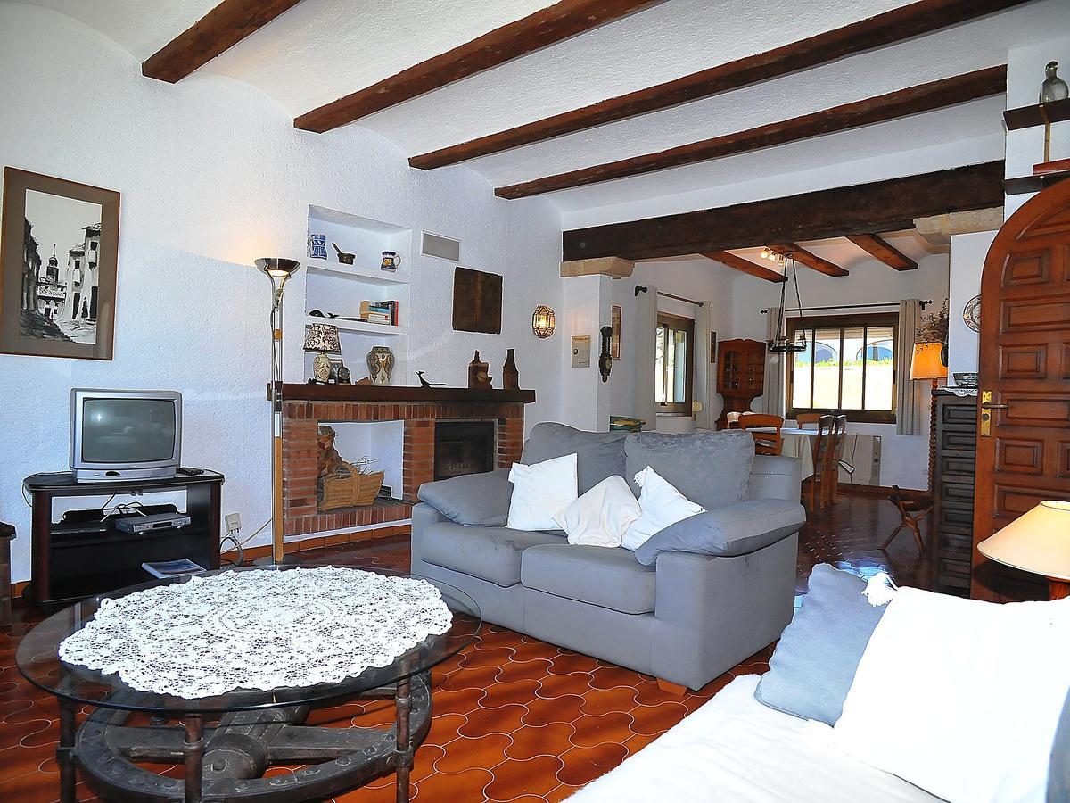 Holiday Henrys Choza By Interhome