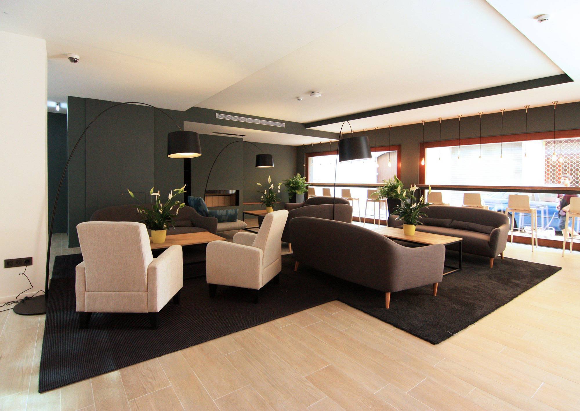 Raval De La Mar Hotel 4*