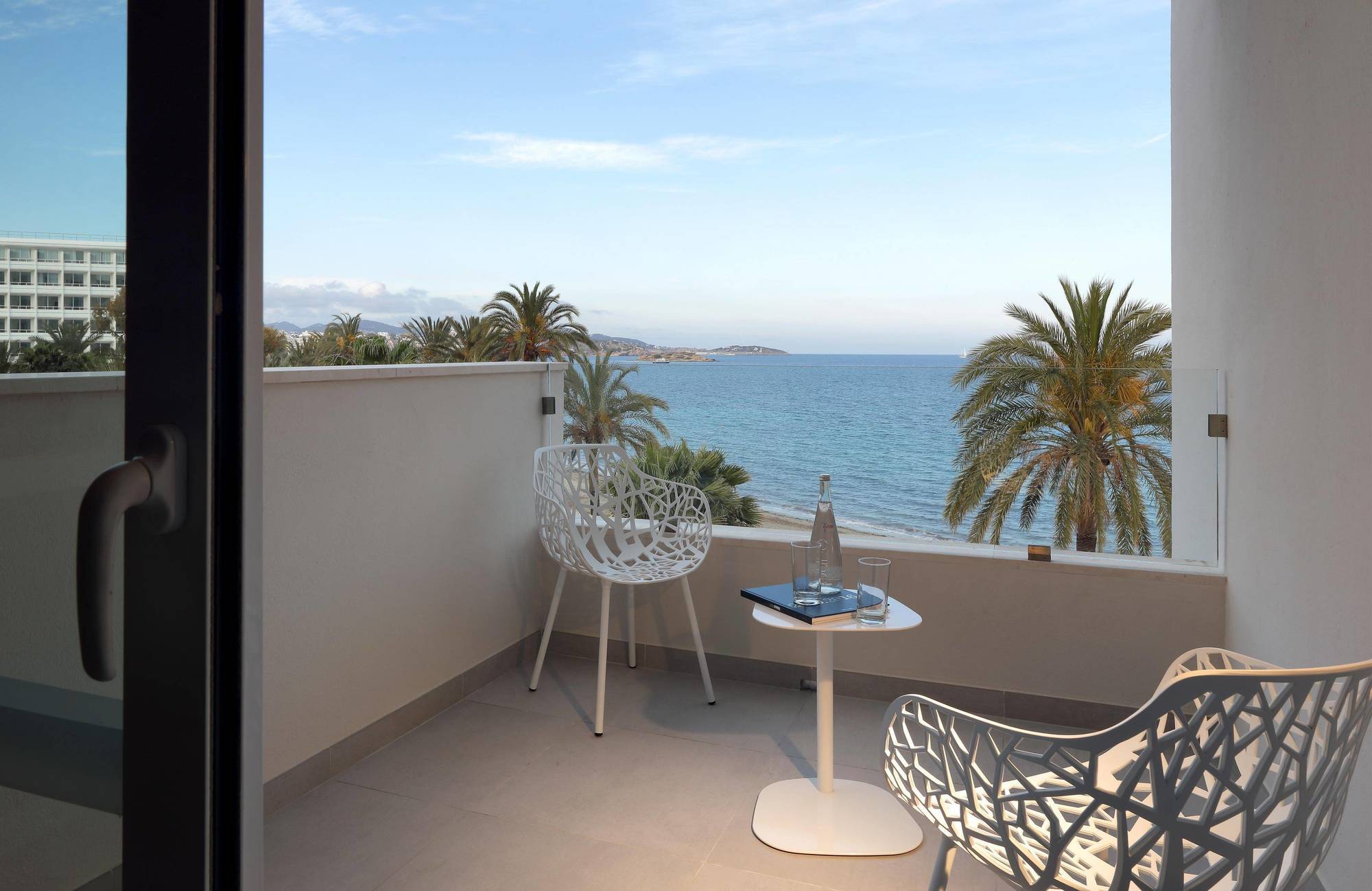 Design Club Garbi Hotel 4*