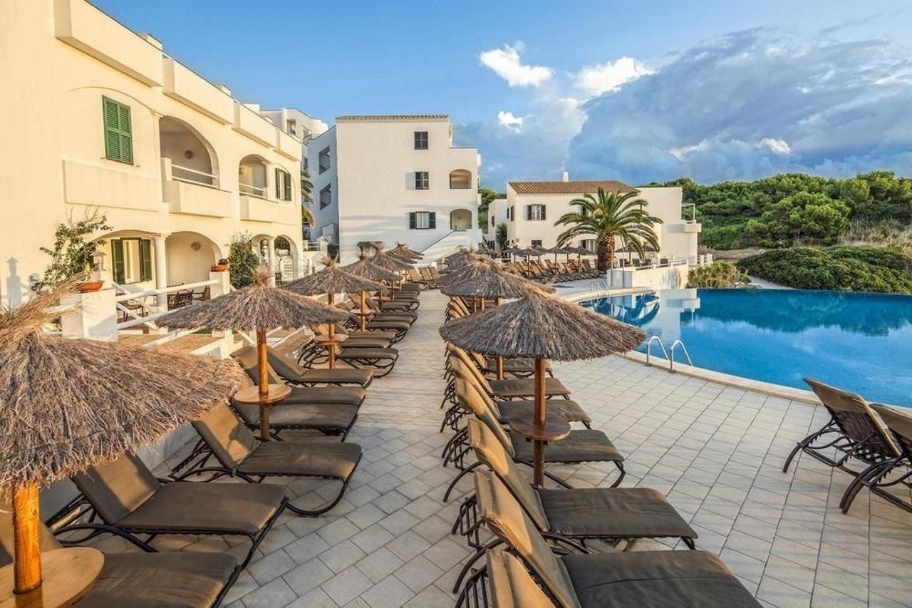 White Sands Club Apartahotel 3*