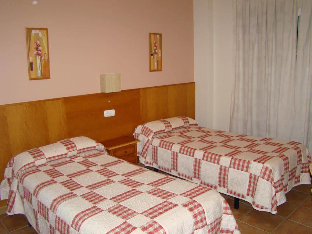 El Cordobes , Alojamiento Y Habitaciones 2* Los Alcazares