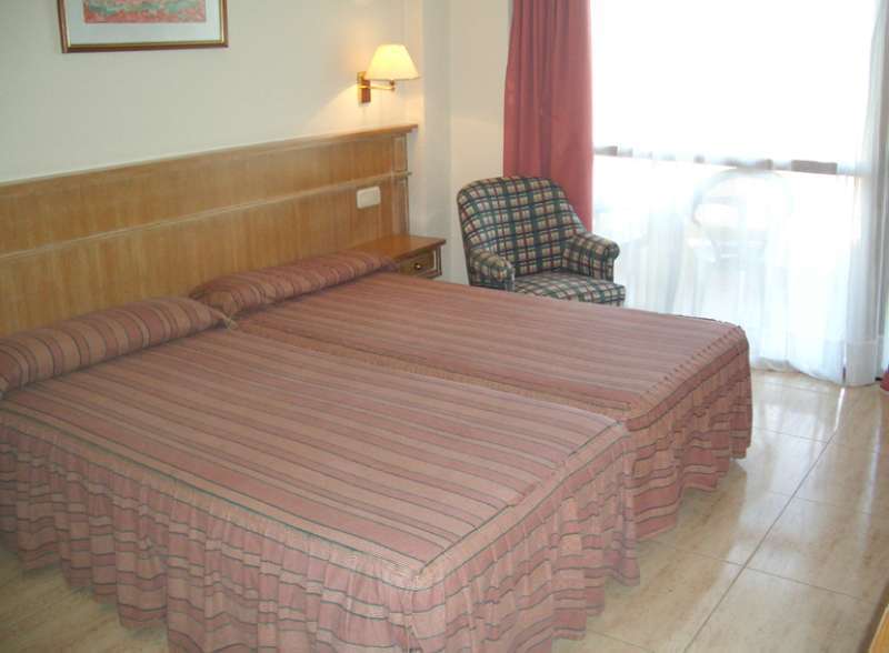 Hotel Marina Sur 3*