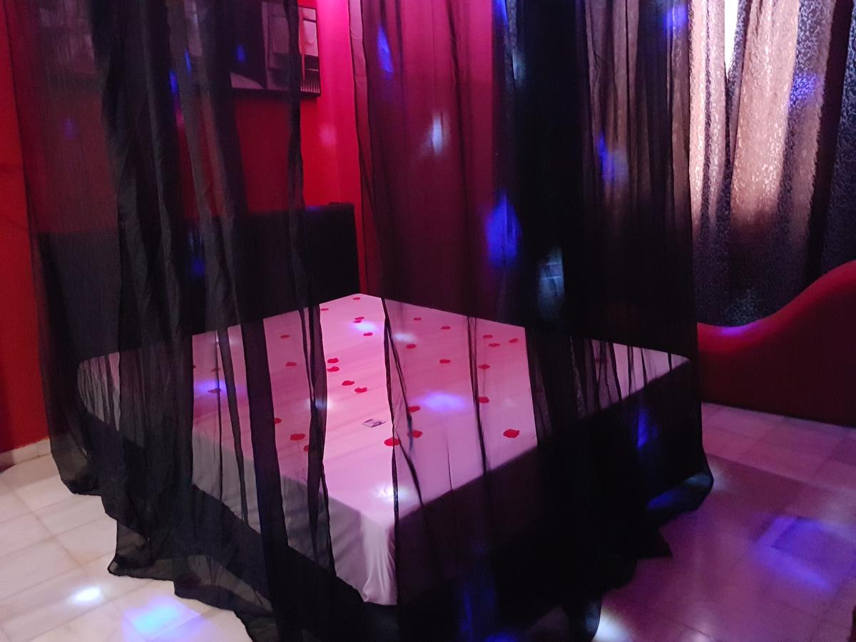 Hotel del amor 9 Secrets - Adults Only *