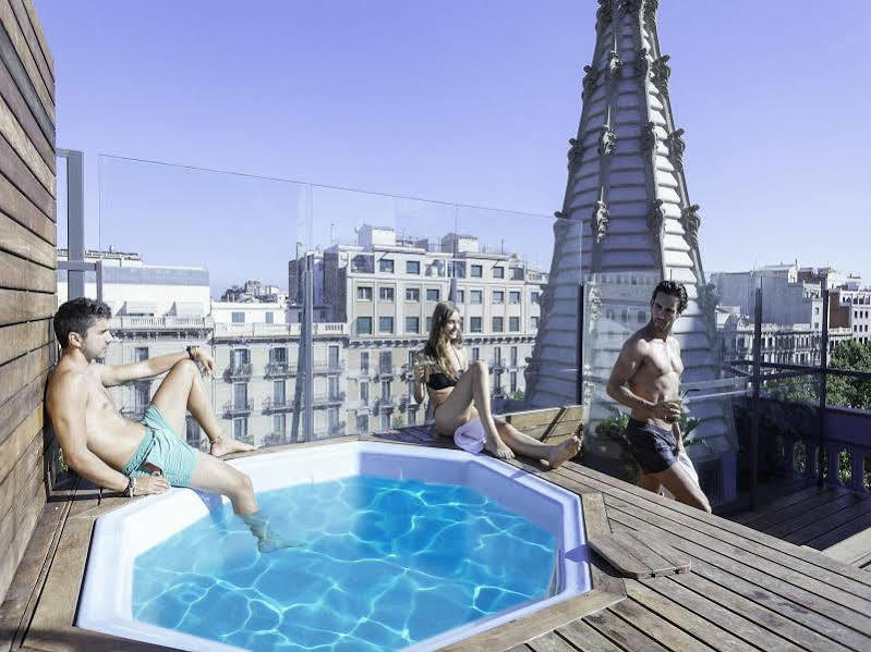 Urbany Bcn Go! Hostel *