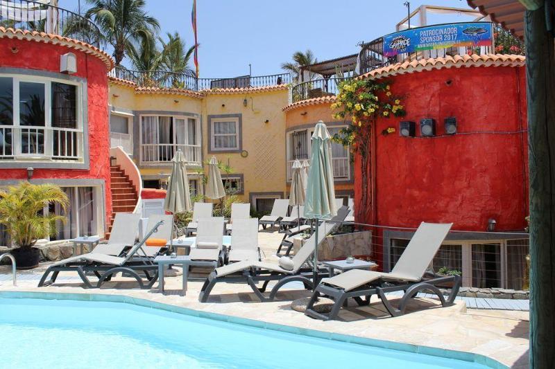 Hotel Pasion Tropical - Gay Only (adults Only) 3*