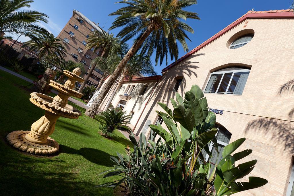 Dwo 4* Valencia