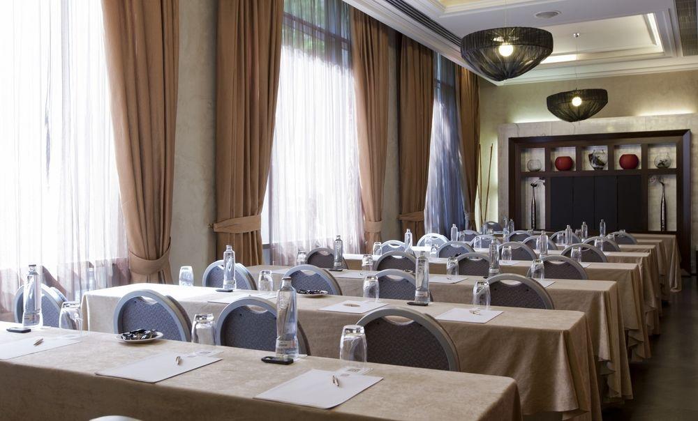 Hotel Center 4*