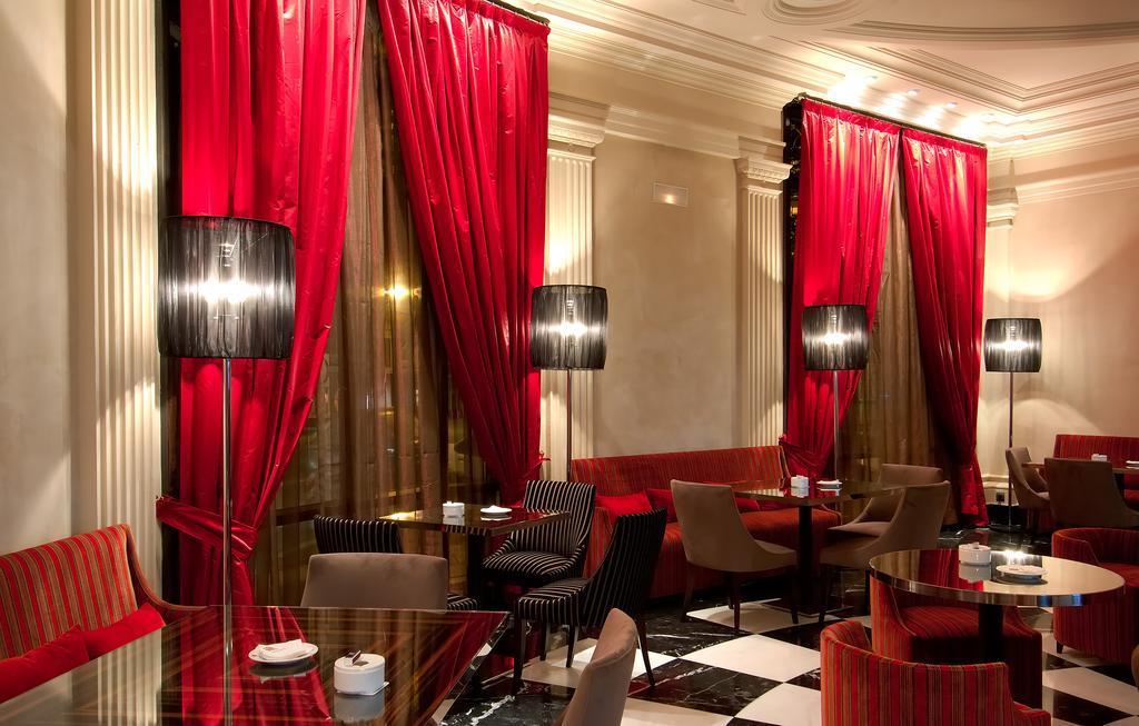 Hotel Center 4*