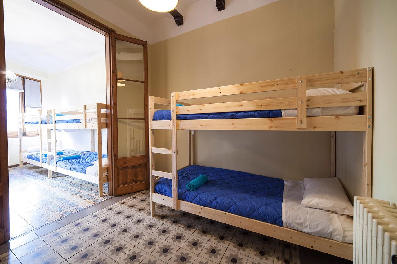 Bed In 2*