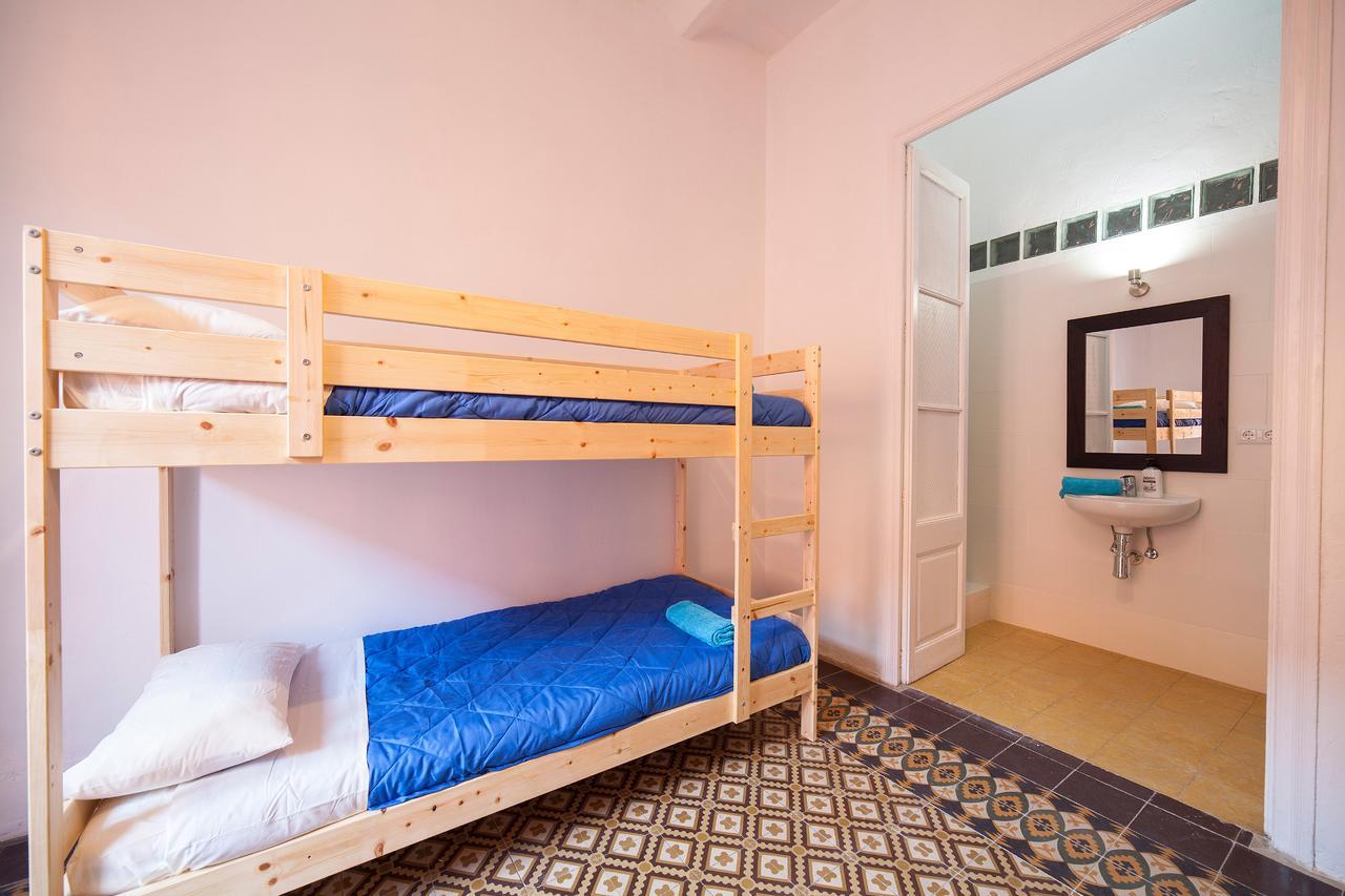 Bed In 2*