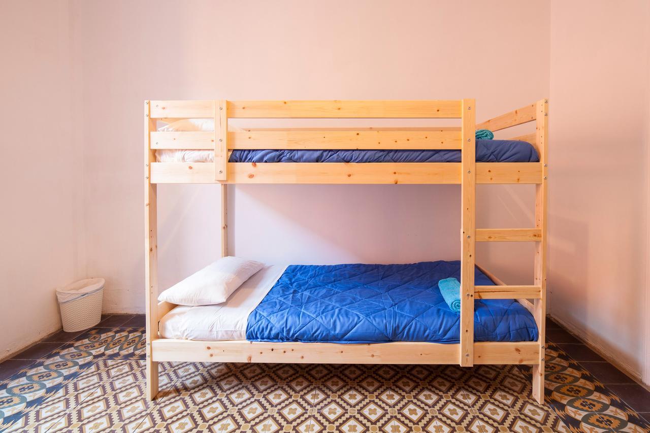 Bed In 2*