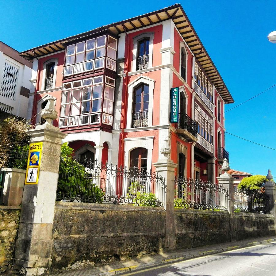 La Casona Del Peregrino Hostal Llanes