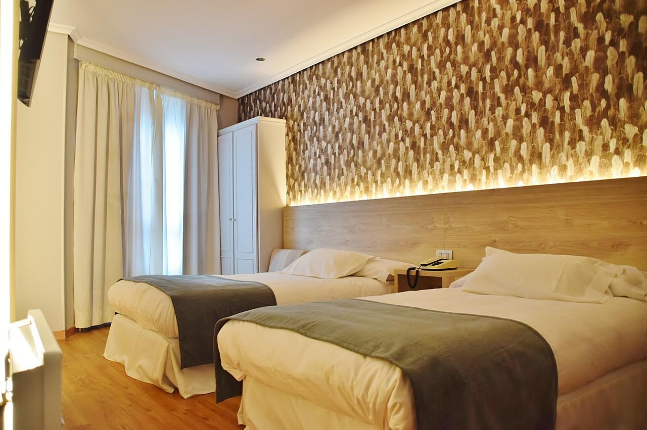 Hotel La Marina Cee