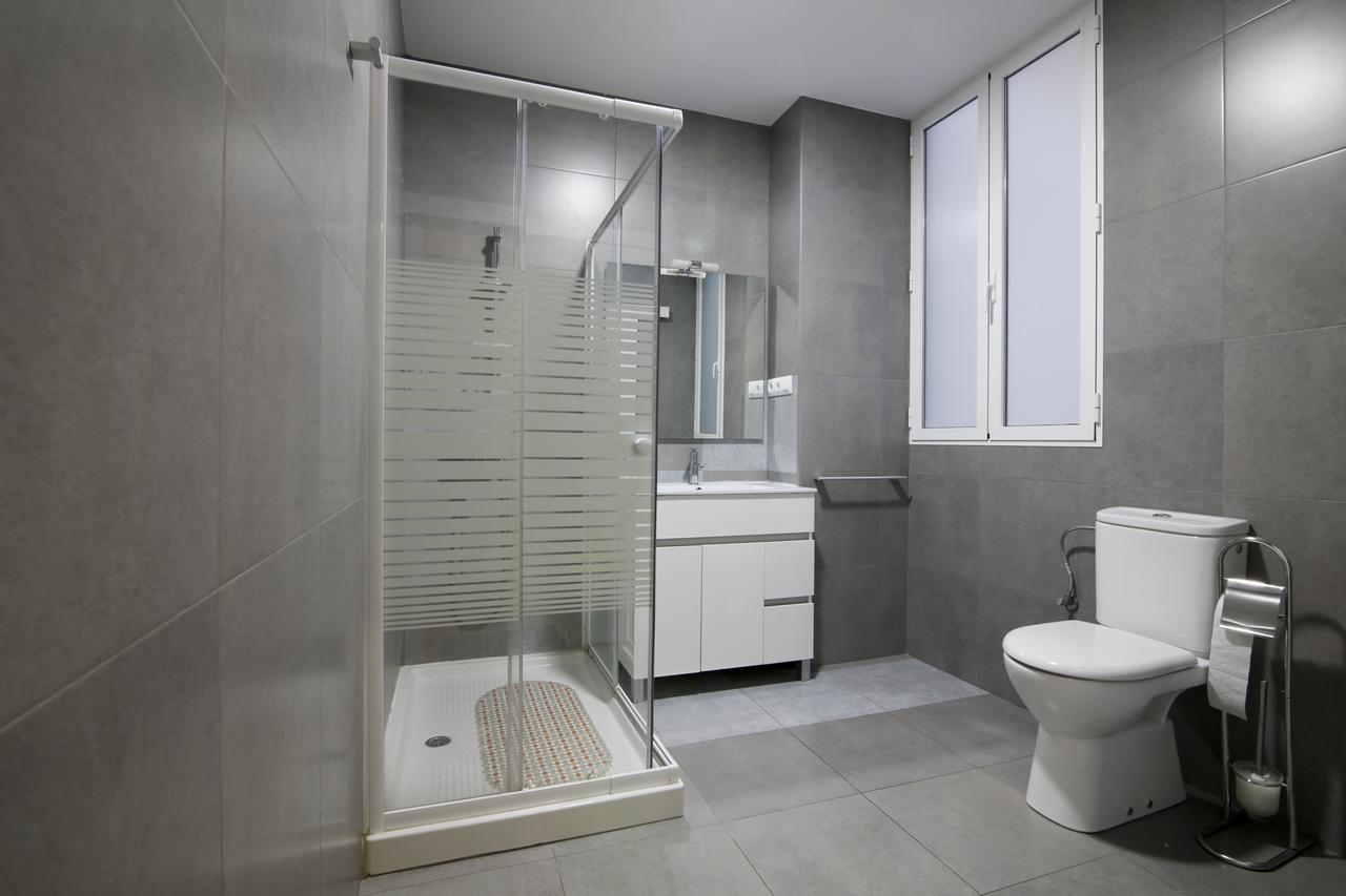Habitación En Colon Pensión Valencia