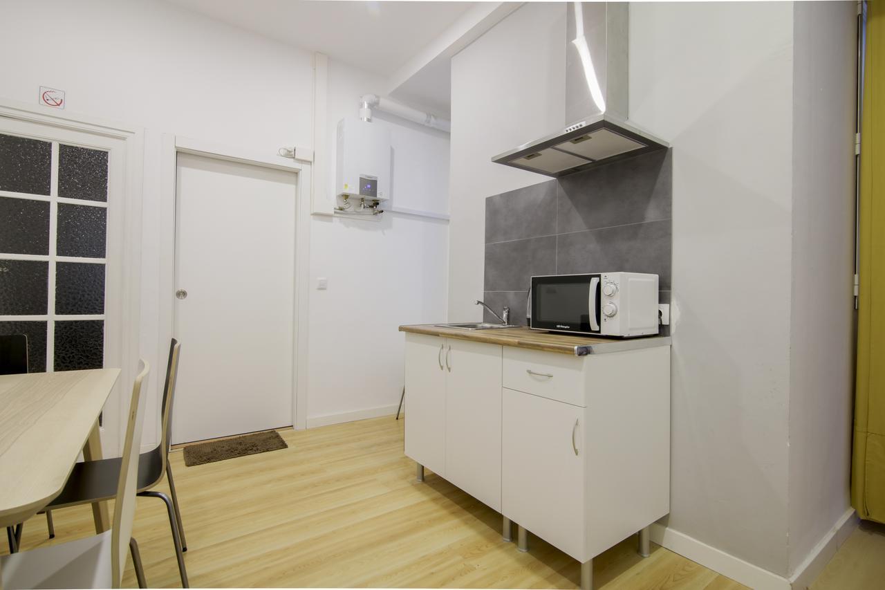 Habitación En Colon * Valencia