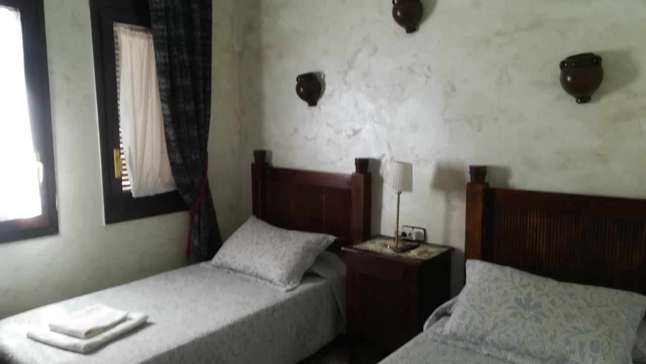 Guest house Restaurante La Diligencia