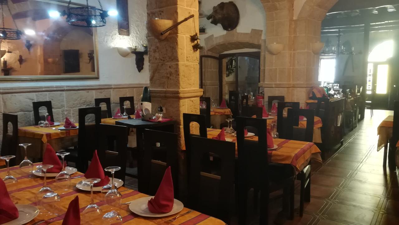Guest house Restaurante La Diligencia