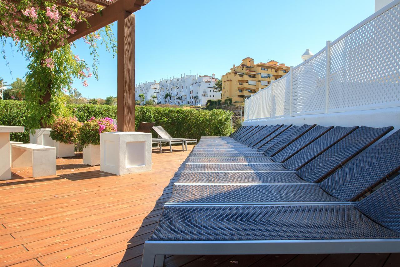 Golf Hills Apartamento