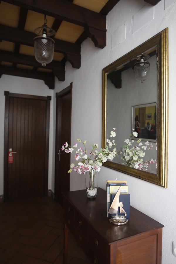 Santa Catalina Pensión *