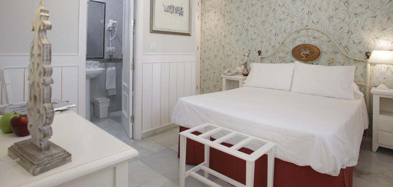 Hotel Basic Puerta De *