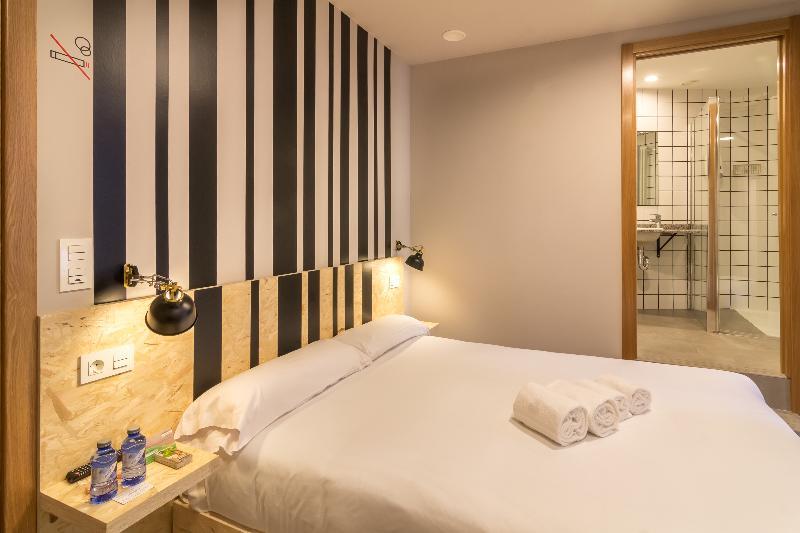 Enjoy Hostel Santander