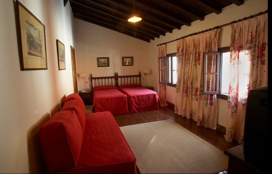 Hotel Pax Casona Del Busto 3*