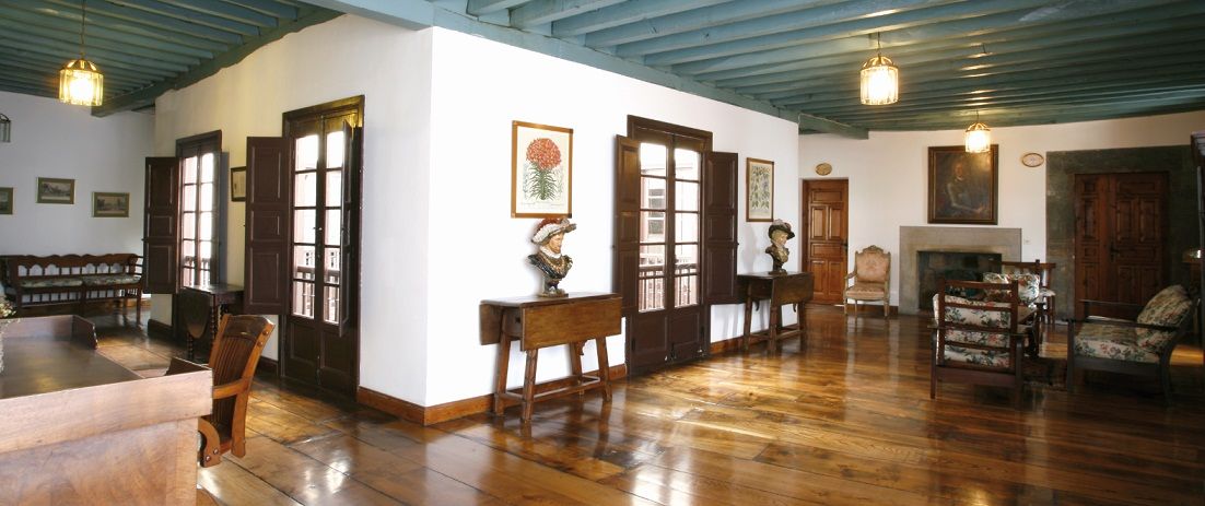 Pax Casona Del Busto