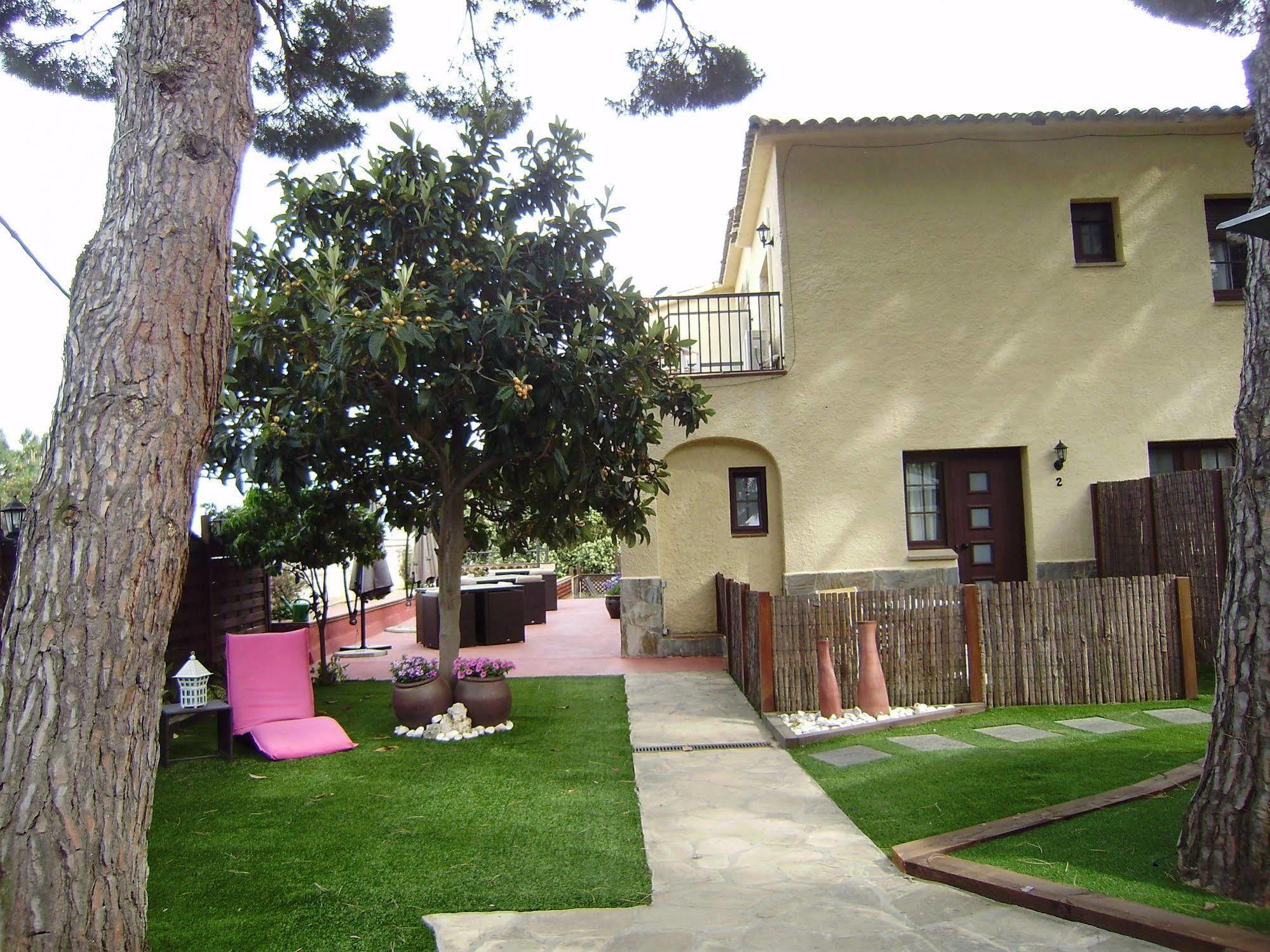 Bed & Breakfast Cal Music