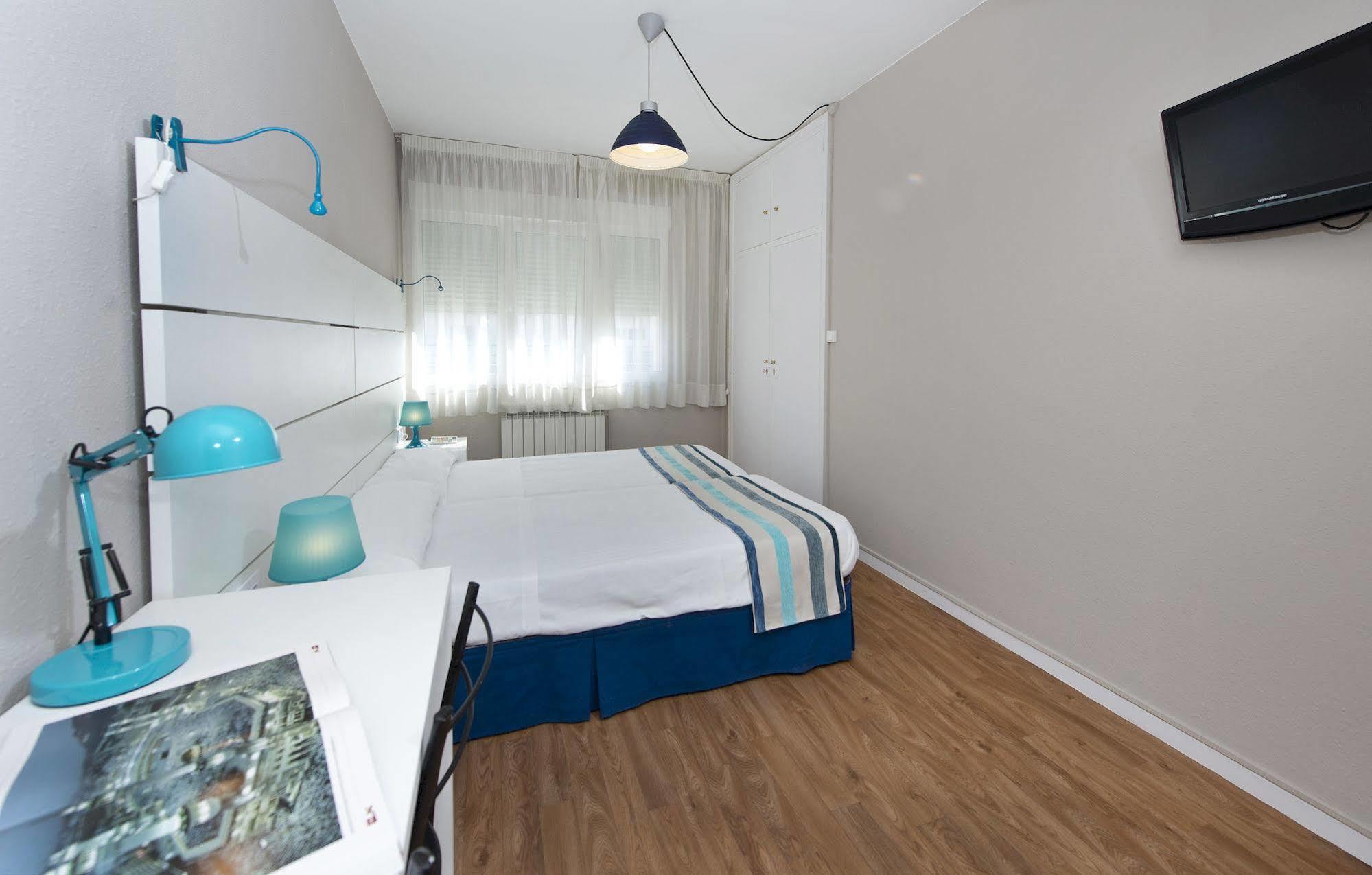 Estudios Aranzazu 2* Santander