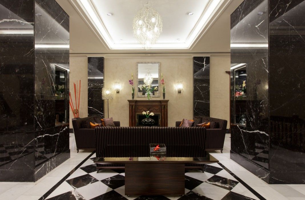 Center Hotel