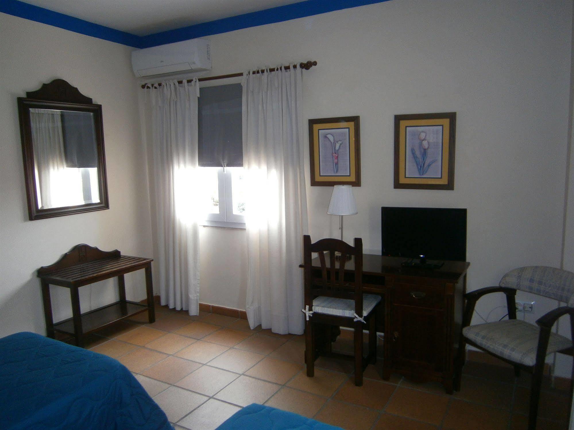 La Palmosa Hotel