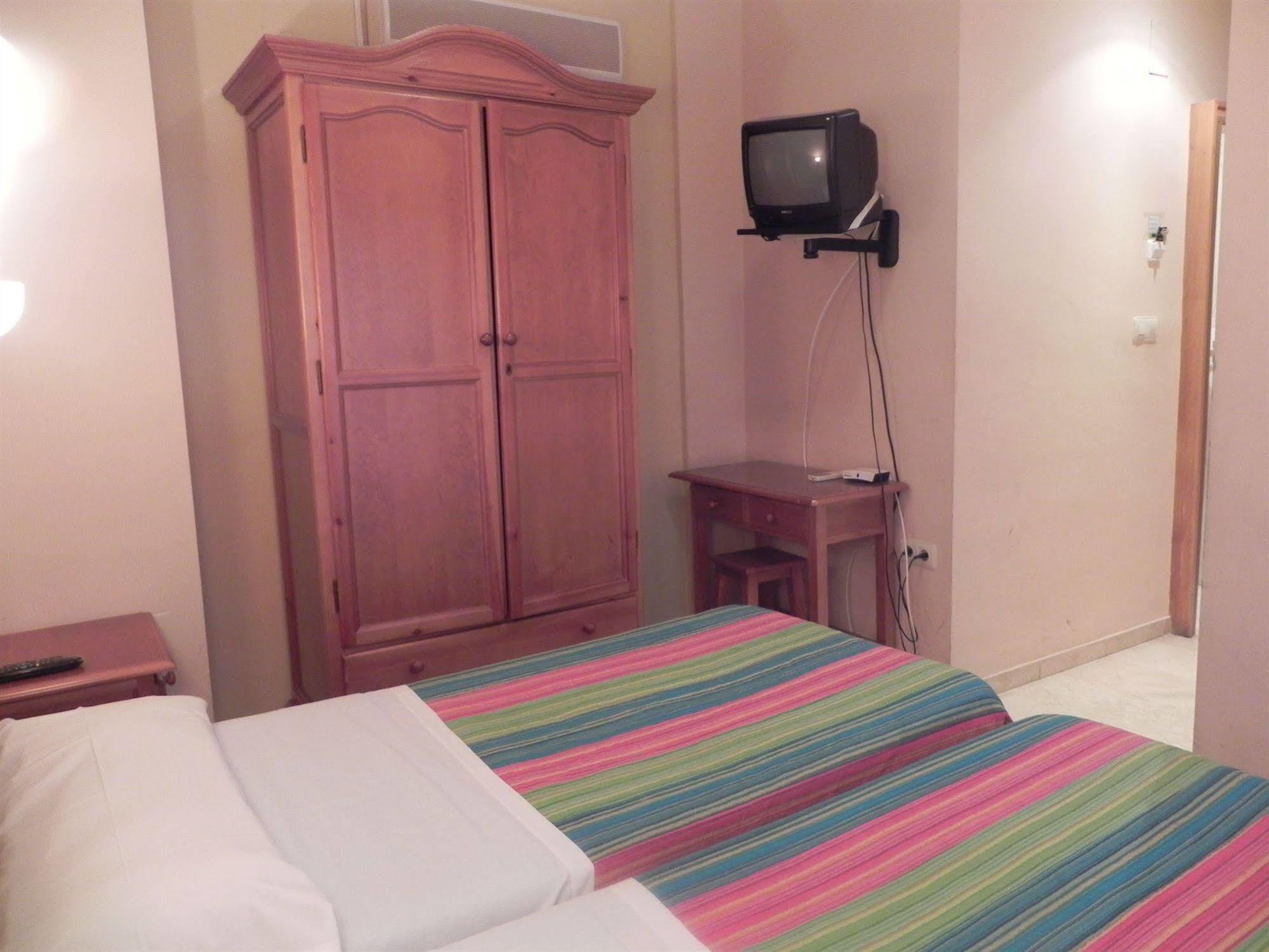 Hostal El Olivo
