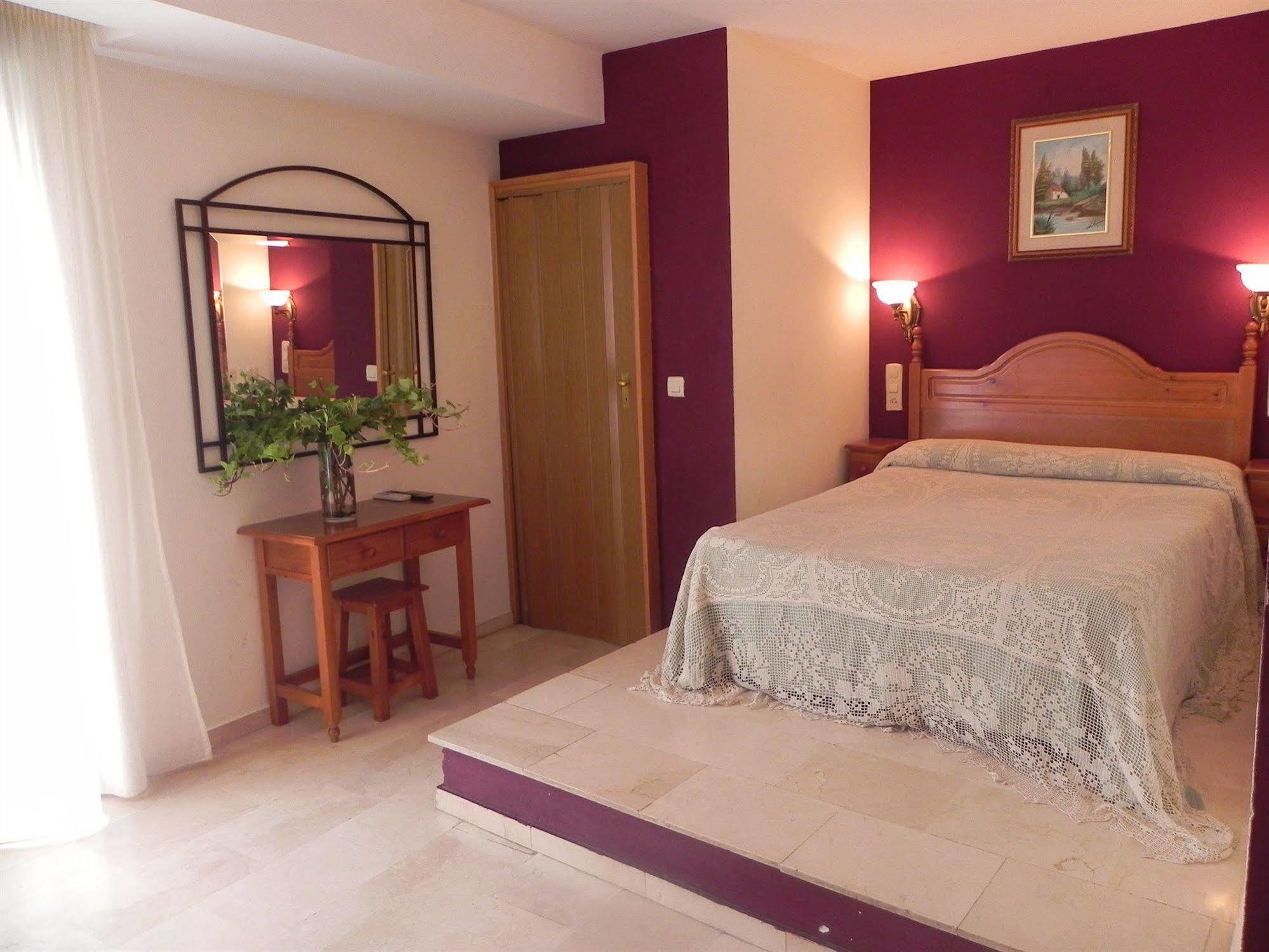 Hostal El Olivo Granada
