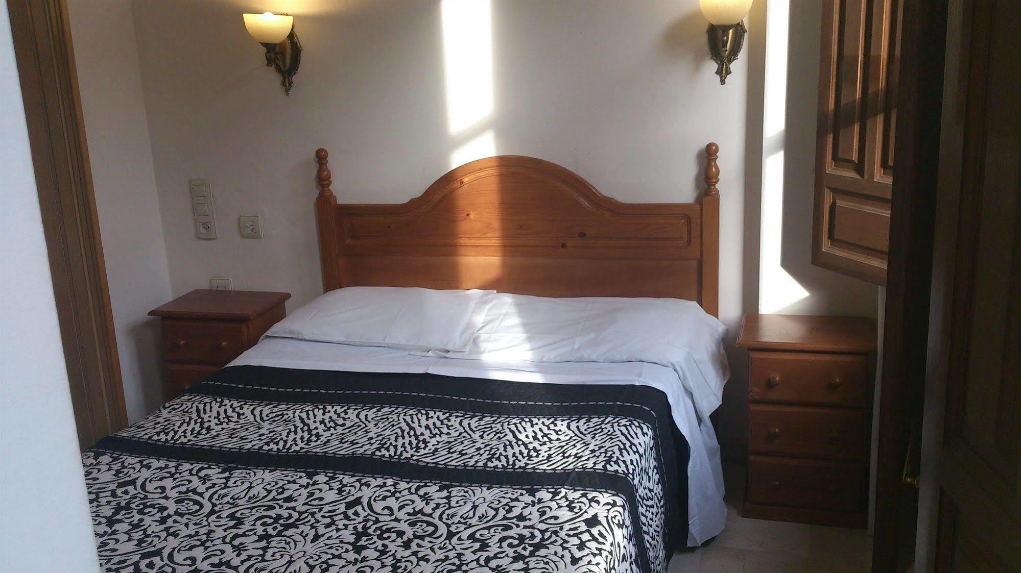 Hostal El Olivo 3*